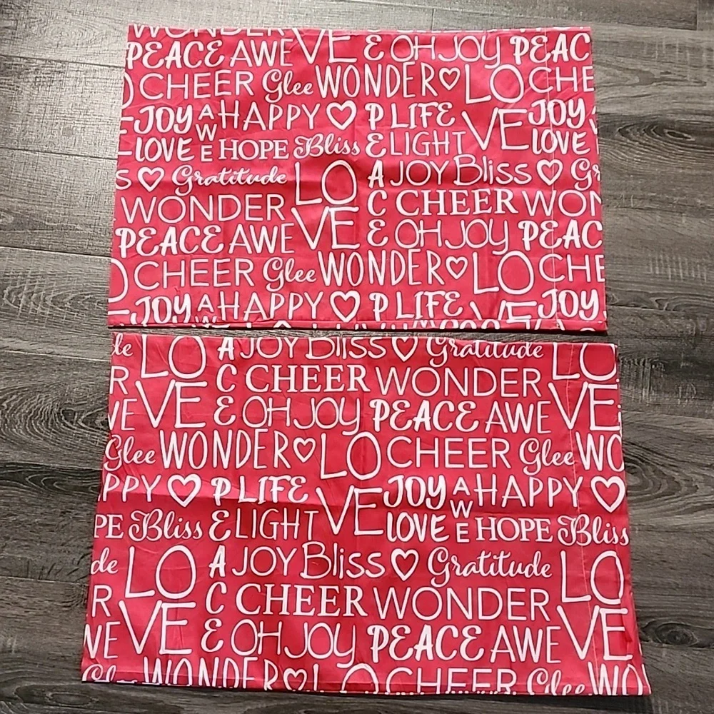 🎉 2 Pillow Cases 🎉